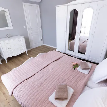 Apartment Mg Just Enjoy By Rv - Free Parking & 9 Min To The